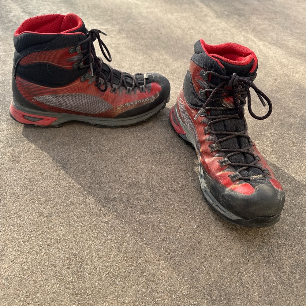 La Sportiva Trango TRK GTX Hiking Boots Men’s Red And Black Size 10.5